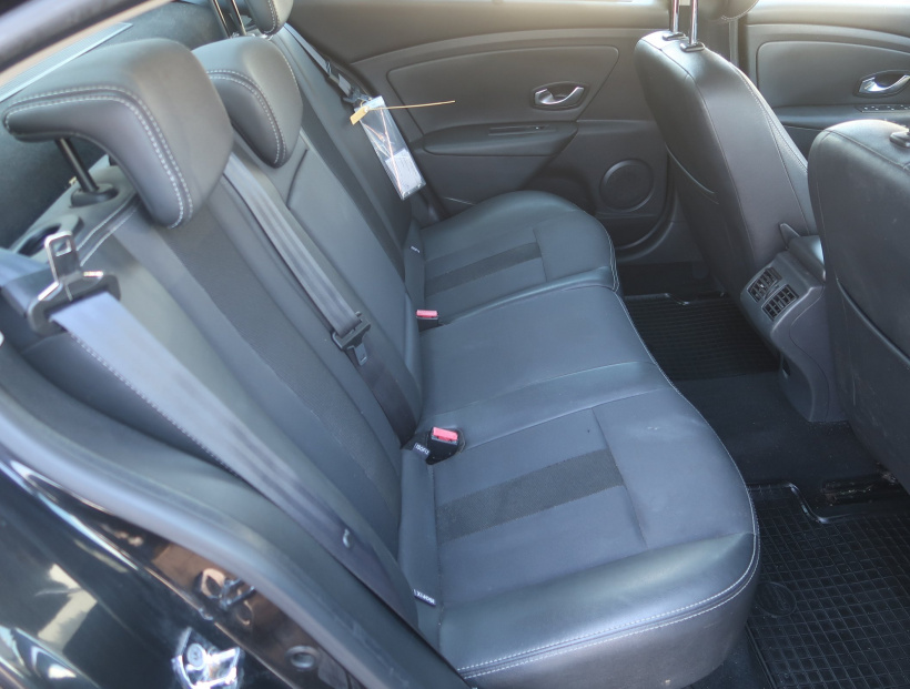 Renault Fluence, 2011