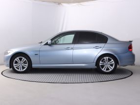 BMW 3 - 2009