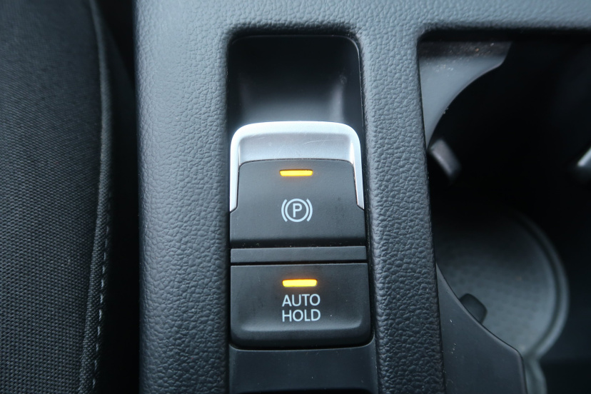 Volkswagen Passat, 2022