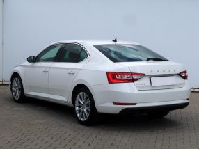 Škoda Superb - 2020