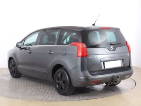 Peugeot 5008 - 2013