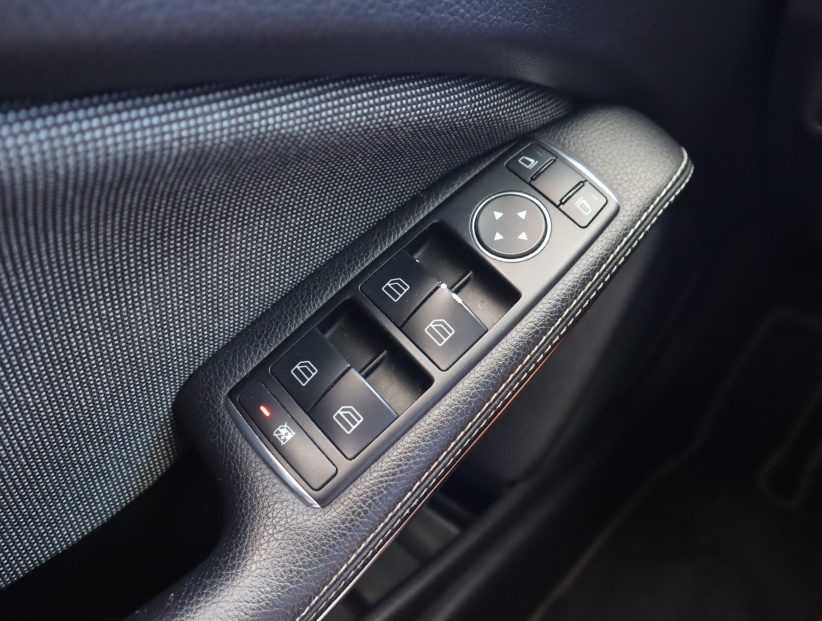 Mercedes-Benz A, 2014