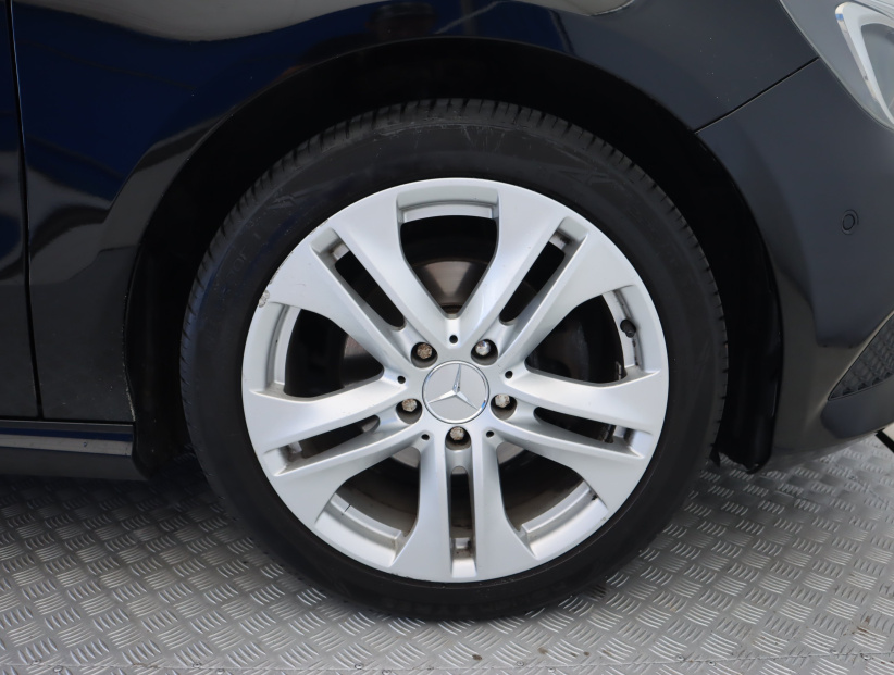Mercedes-Benz A, 2014