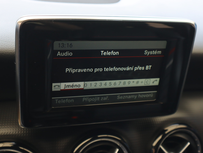 Mercedes-Benz A, 2014