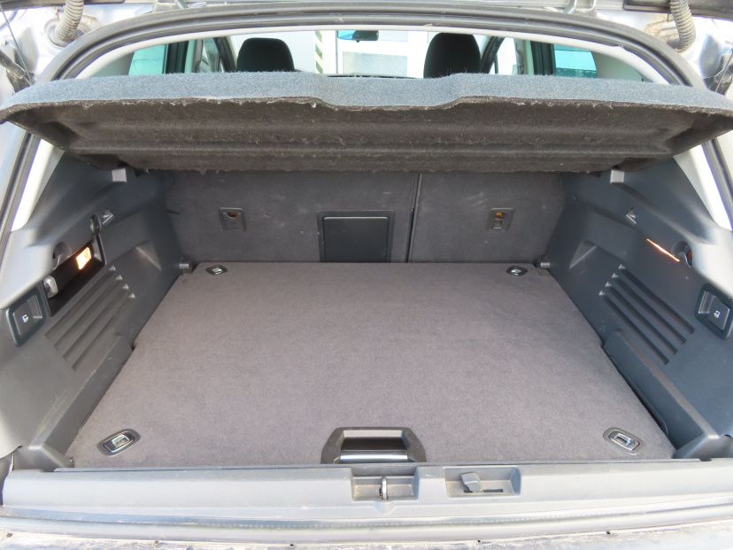 Peugeot 3008, 2012