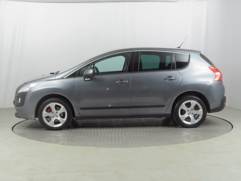 Peugeot 3008, 2012