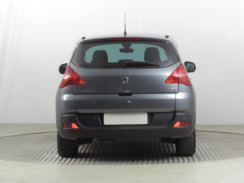 Peugeot 3008, 2012