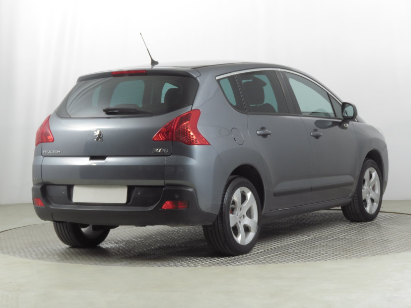 Peugeot 3008, 2012