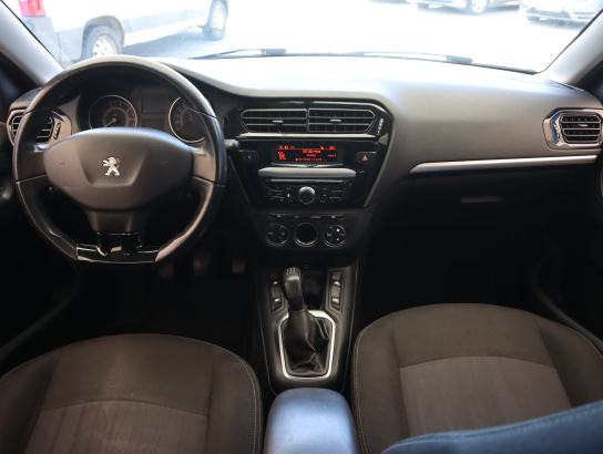 Peugeot 301