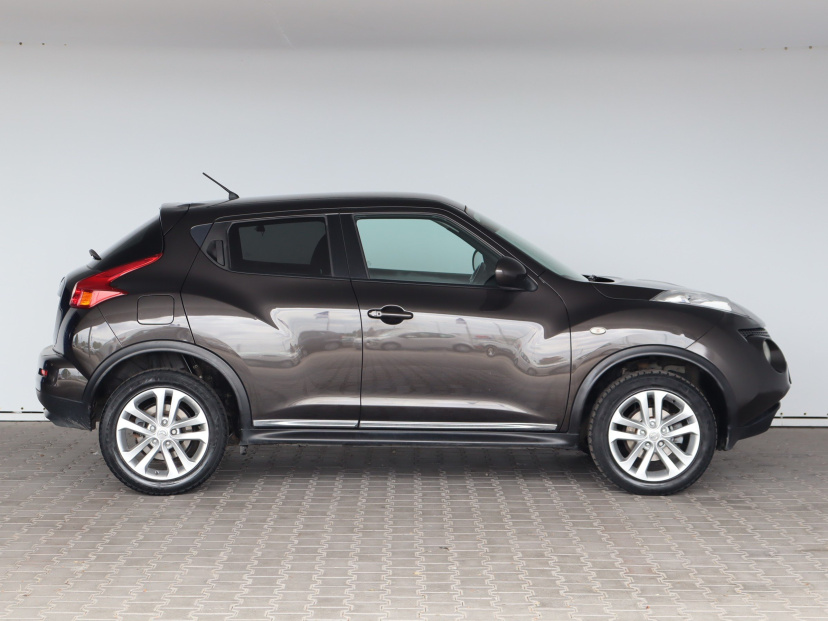 Nissan Juke, 2011