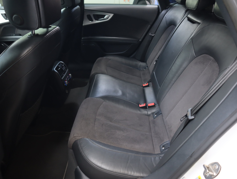 Audi A7, 2013