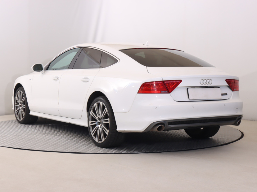 Audi A7, 2013