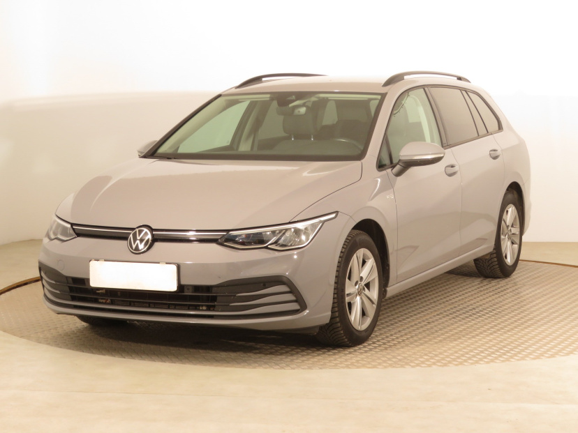 Volkswagen Golf, 2023