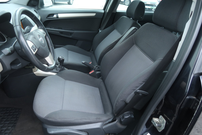 Opel Astra, 2008