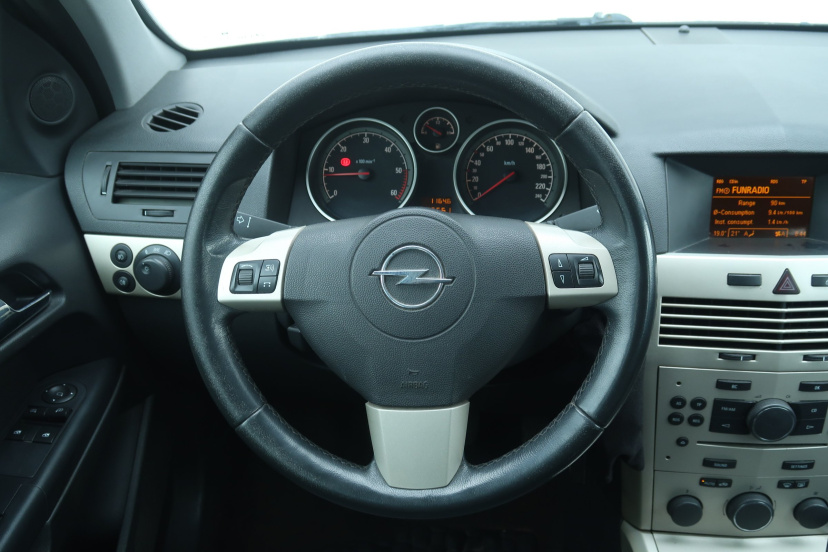 Opel Astra, 2008