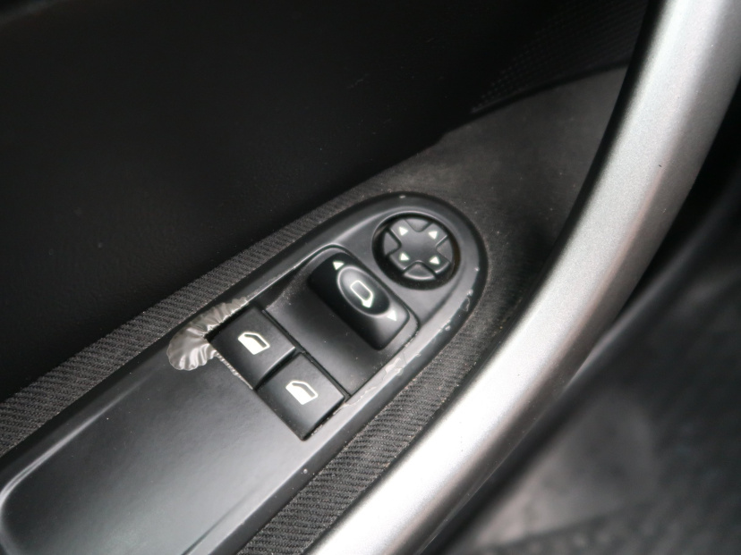 Peugeot 308, 2013