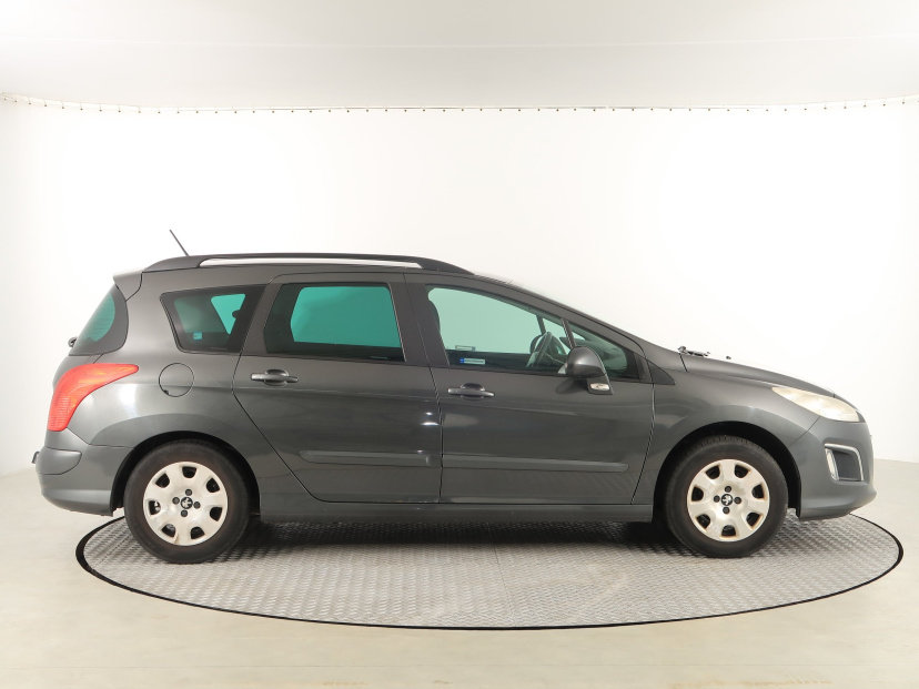 Peugeot 308, 2013