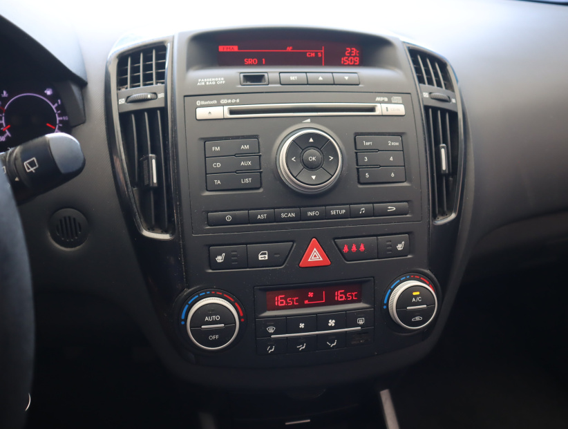 Kia Ceed, 2010