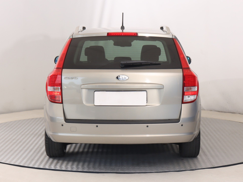 Kia Ceed, 2010
