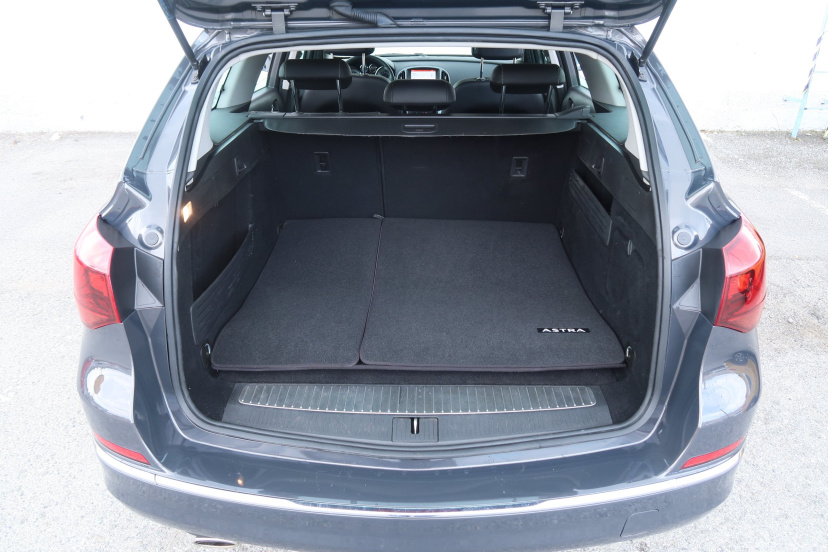 Opel Astra, 2014