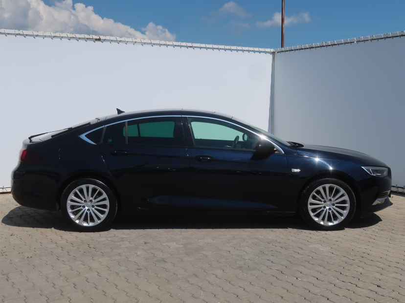 Opel Insignia, 2020