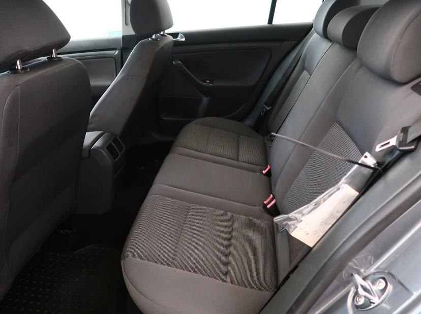 Volkswagen Golf, 2006