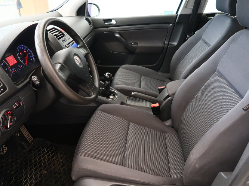 Volkswagen Golf, 2006