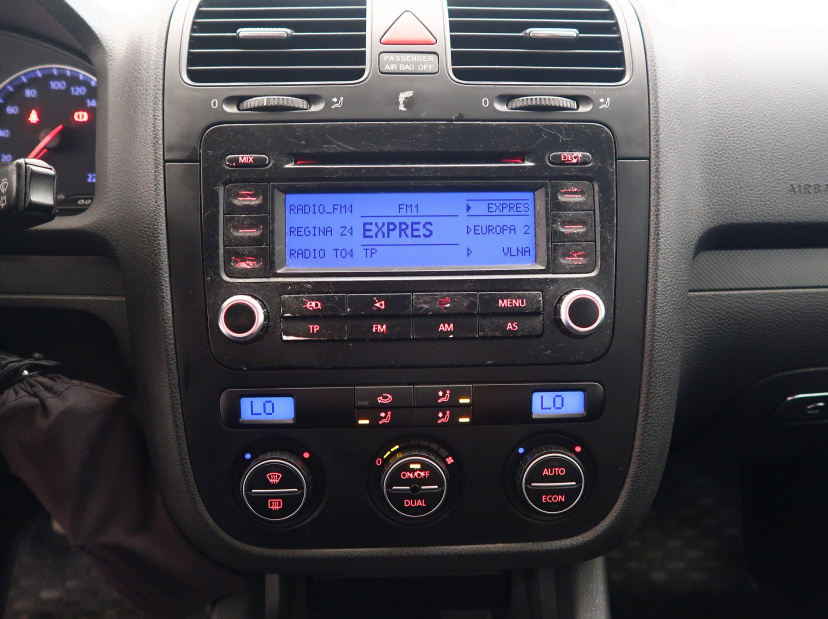 Volkswagen Golf, 2006
