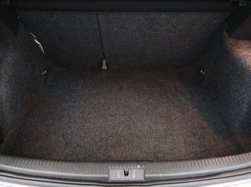 Volkswagen Golf, 2006