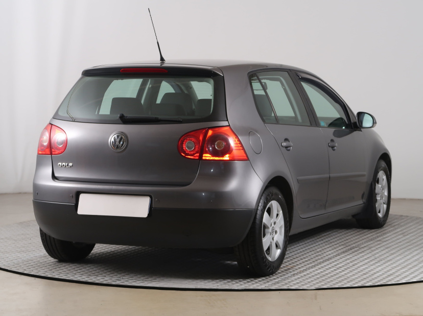 Volkswagen Golf, 2006