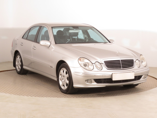 Mercedes-Benz E 320 CDI 