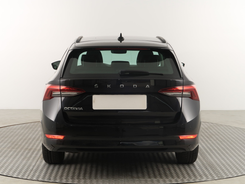 Škoda Octavia, 2021