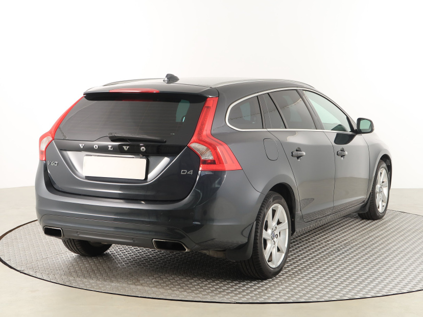 Volvo V60, 2014