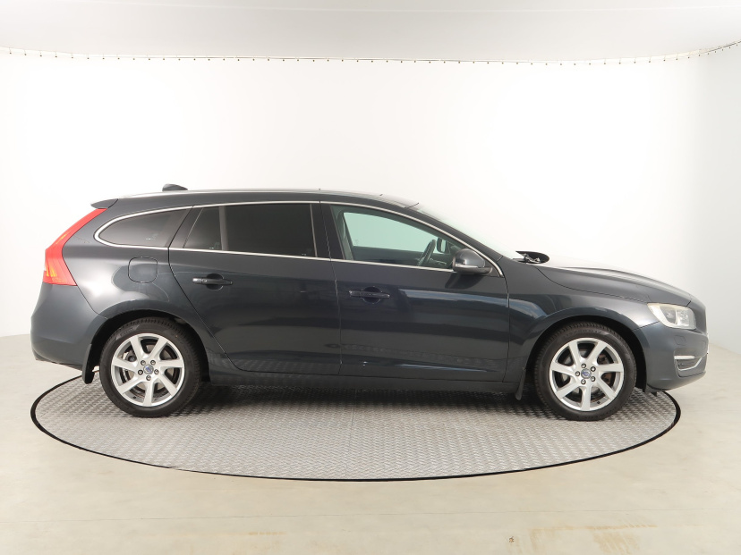 Volvo V60, 2014