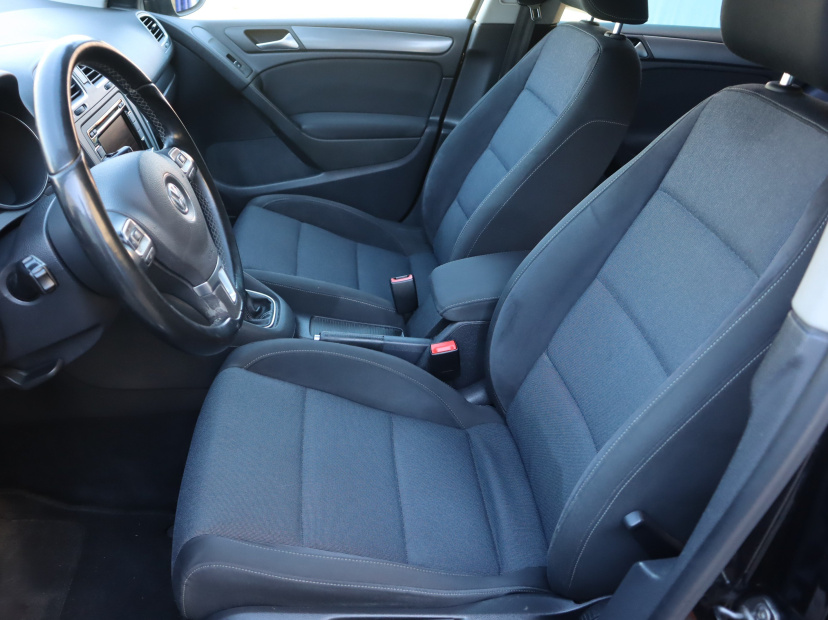 Volkswagen Golf, 2012