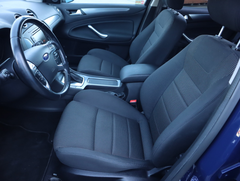 Ford Mondeo, 2013