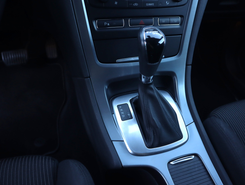 Ford Mondeo, 2013