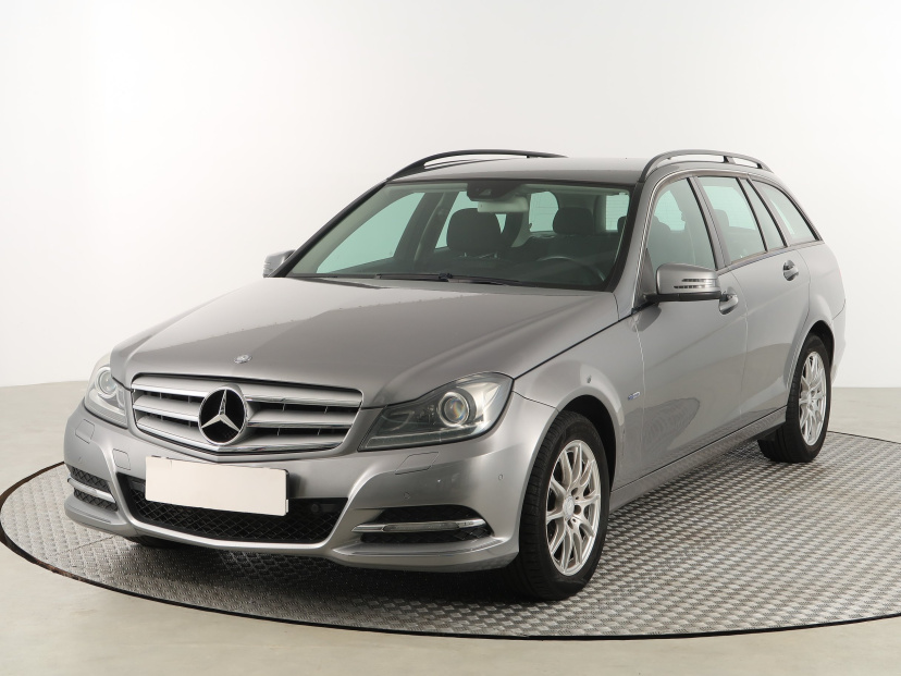 Mercedes-Benz C, 2012