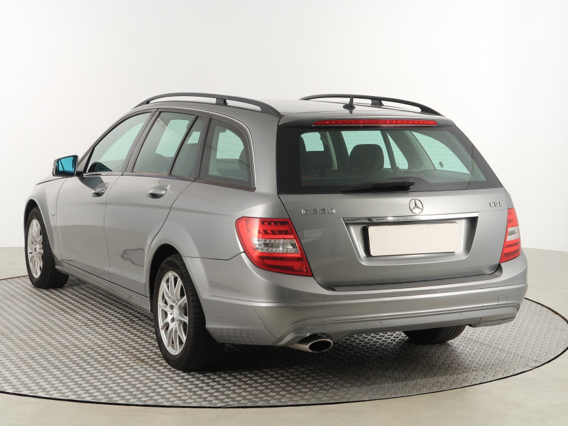 Mercedes-Benz C, 2012