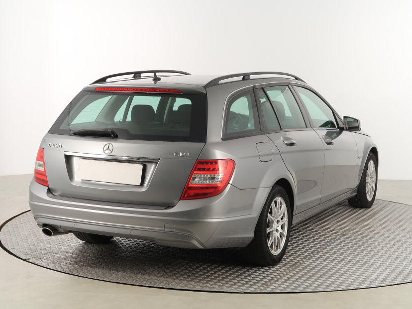 Mercedes-Benz C, 2012
