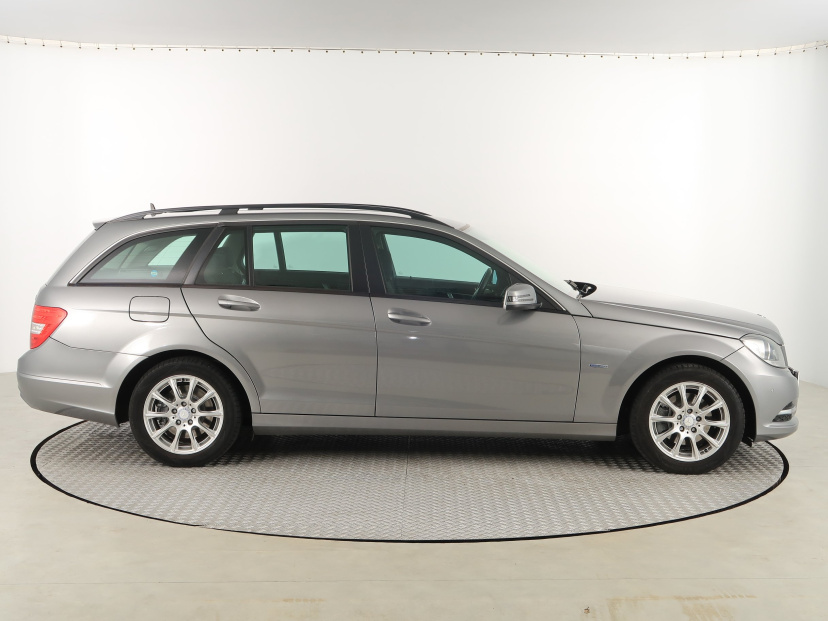 Mercedes-Benz C, 2012