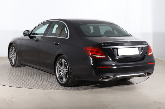 Mercedes-Benz E 450 4MATIC