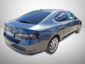 Škoda Superb - 2017