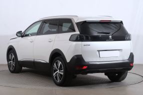 Peugeot 5008 - 2021