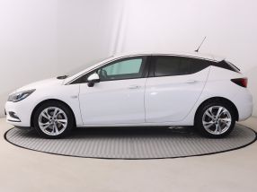 Opel Astra - 2016