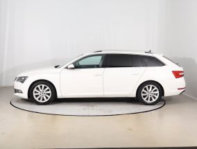 Škoda Superb - 2017