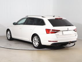Škoda Superb - 2017