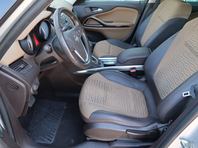 Opel Zafira, 2014