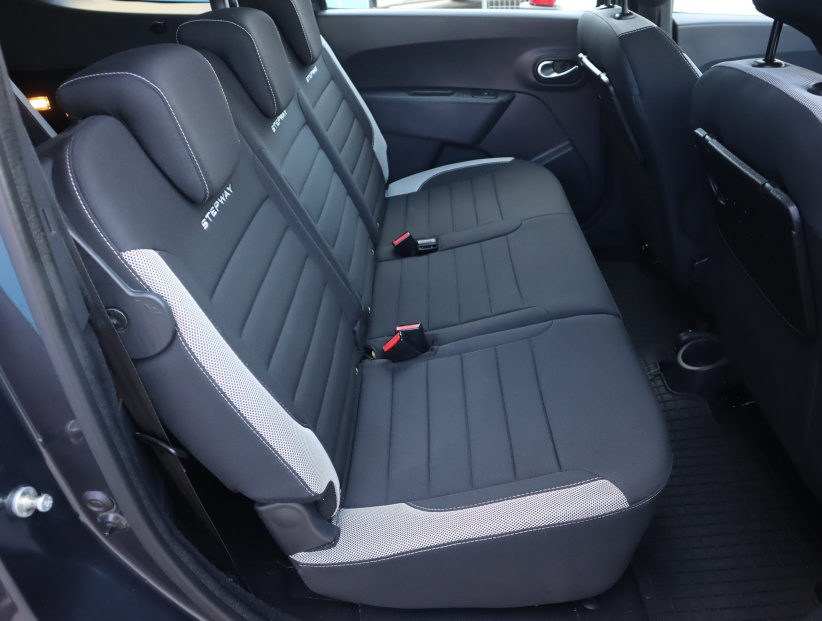 Dacia Lodgy, 2019