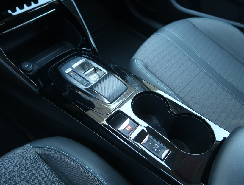 Peugeot 208, 2022